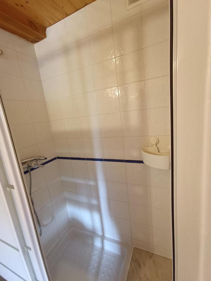 Mar Tu Apartamento En 利亚内斯 外观 照片
