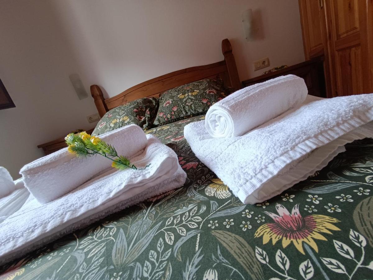 Mar Tu Apartamento En 利亚内斯 外观 照片